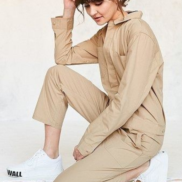 Vans Off The Wall x Urban Outfitters Women’s Size M Khaki Jumpsuit New - Picture 1 of 7